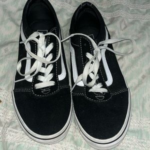 Size 6 vans